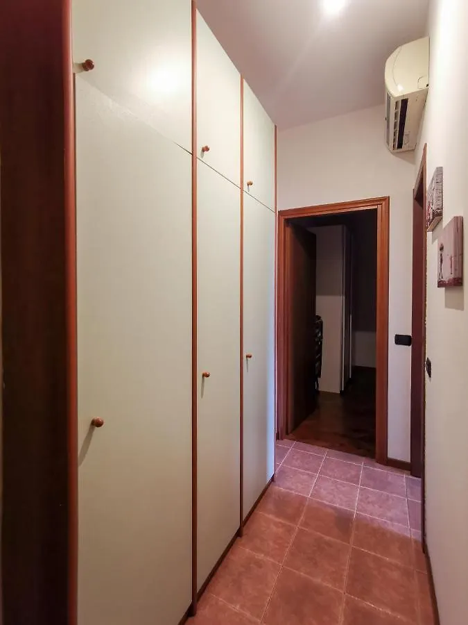 L'Arche Argentina - The Window On The Shopping Street Apartment Milan